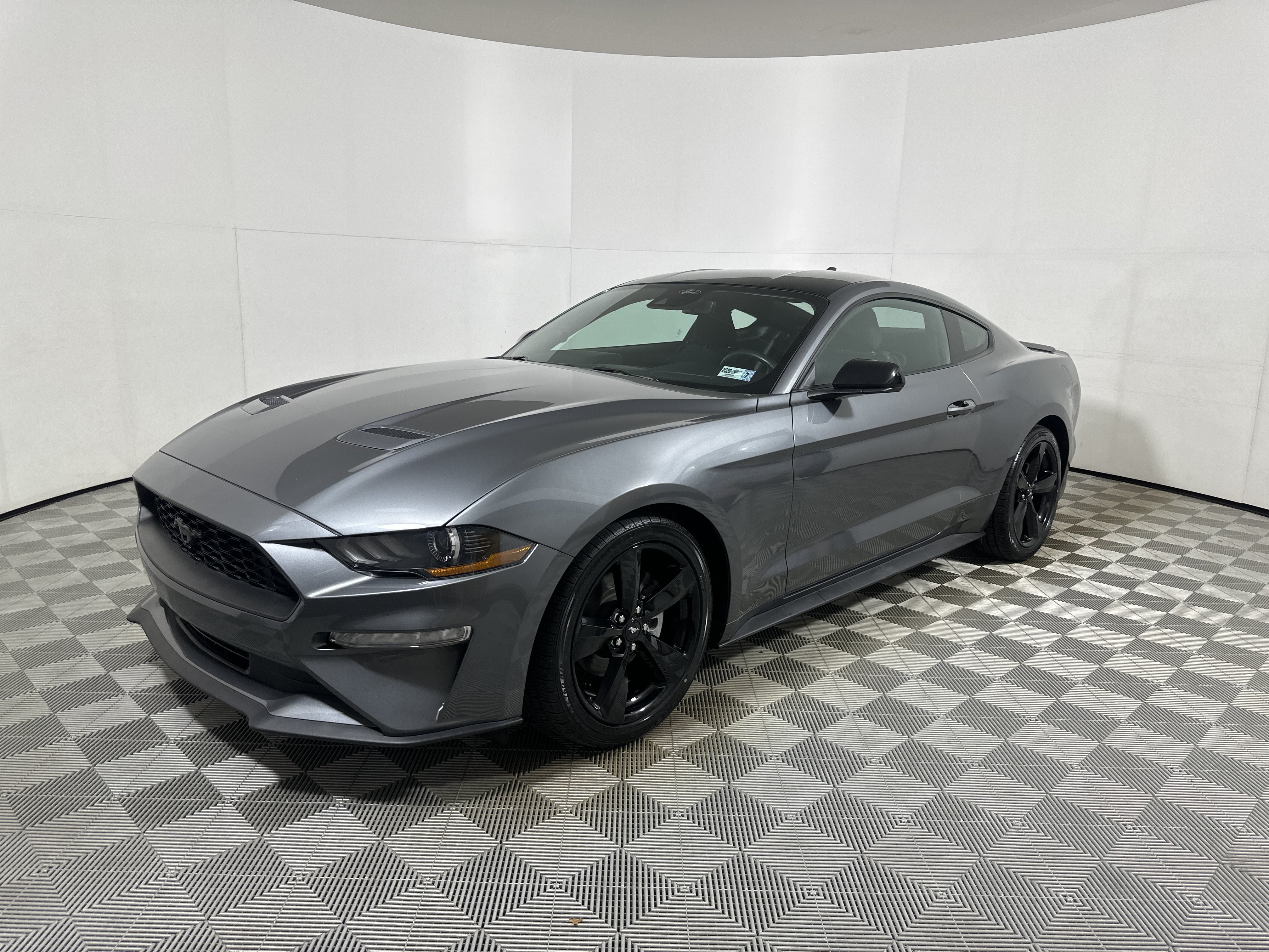 Certified 2022 Ford Mustang Coupe w/ Equipment Group 101A RWD image 3