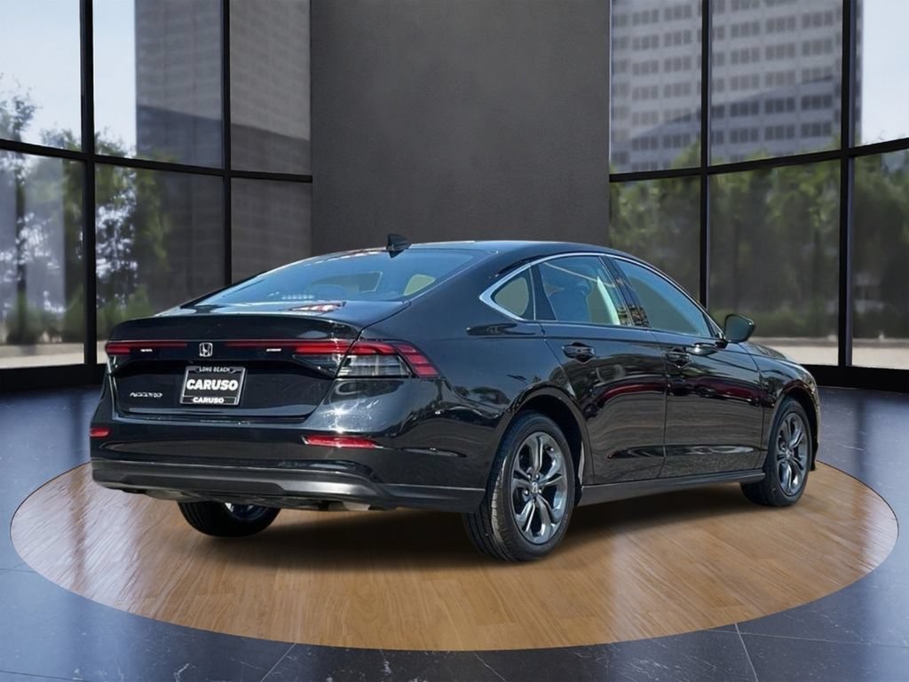 Used 2023 Honda Accord EX image 4