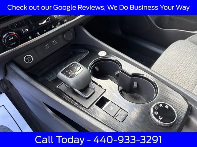 Used 2023 Nissan Rogue SV image 25