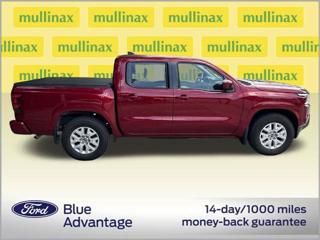 Used 2022 Nissan Frontier SV w/ SV Premium Package RWD image 2