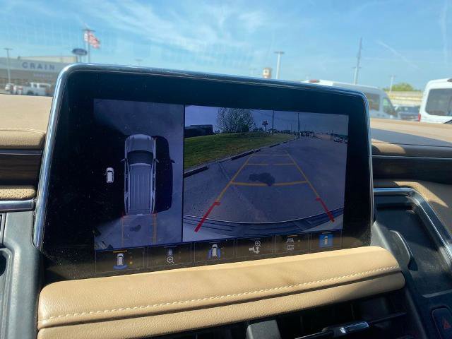 Used 2021 Chevrolet Tahoe Premier w/ Premium Package image 21