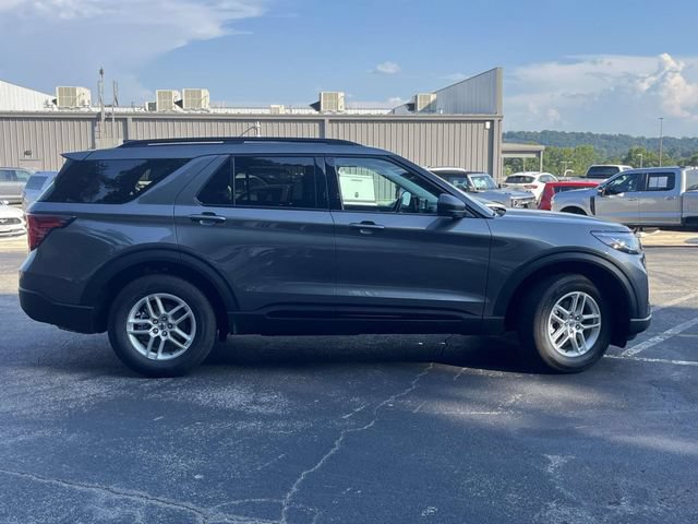 Certified 2026 Ford Explorer Active AWD/4WD image 2