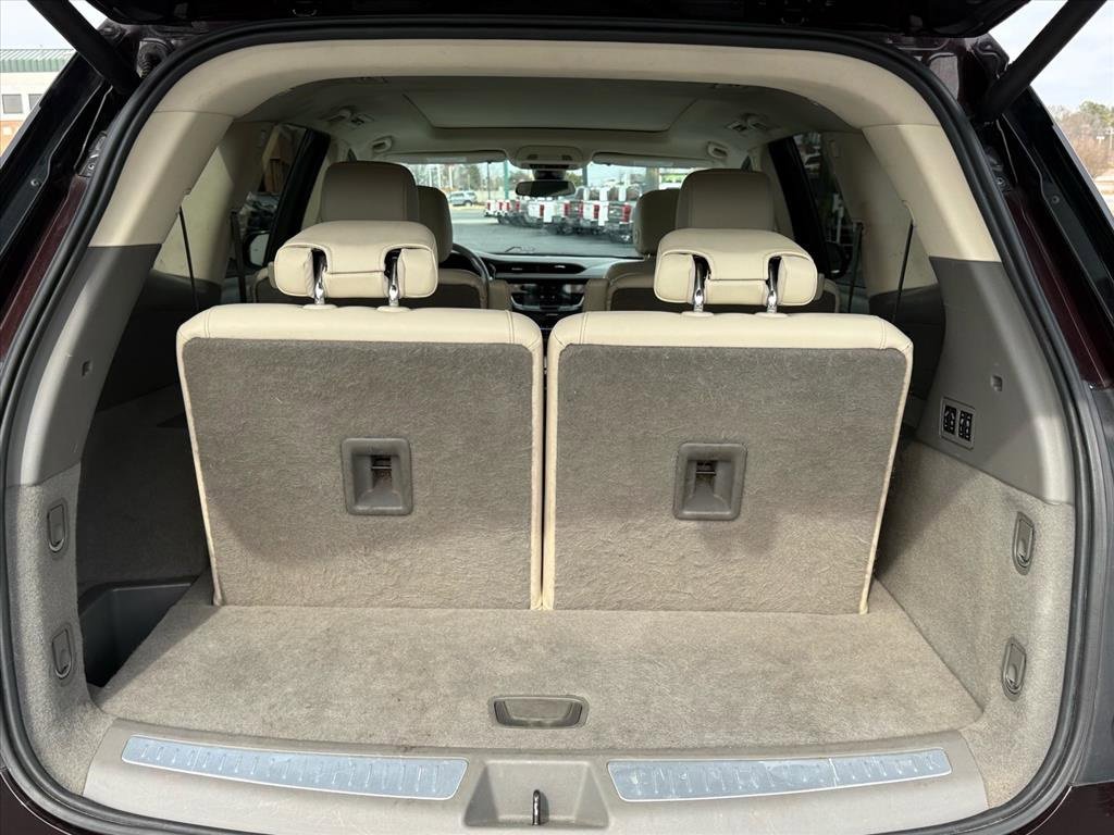 Used 2021 Cadillac XT6 Premium Luxury image 17