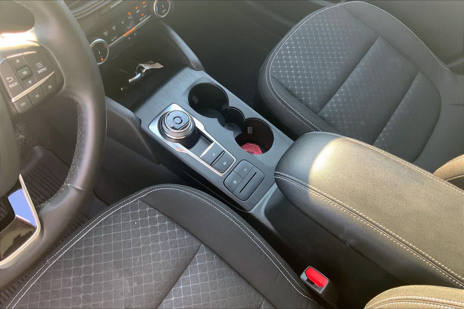 Certified 2024 Ford Escape Active FWD image 17