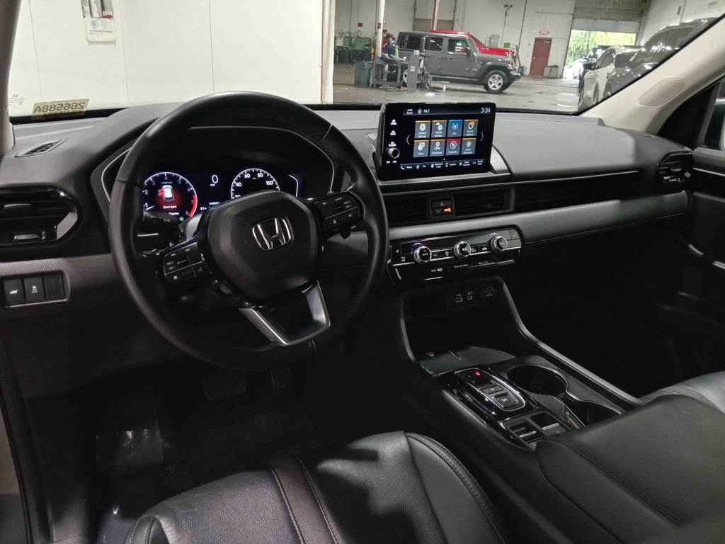 Used 2023 Honda Pilot EX-L image 15