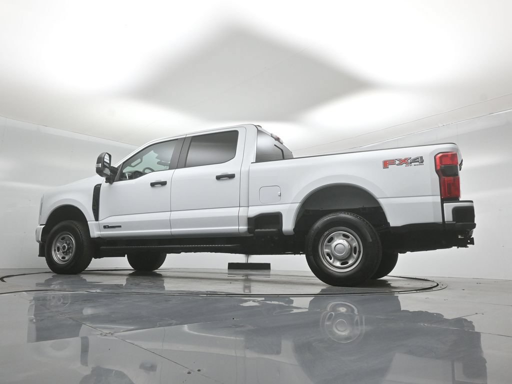 Certified 2025 Ford F250 XL w/ STX Appearance Package AWD/4WD image 46