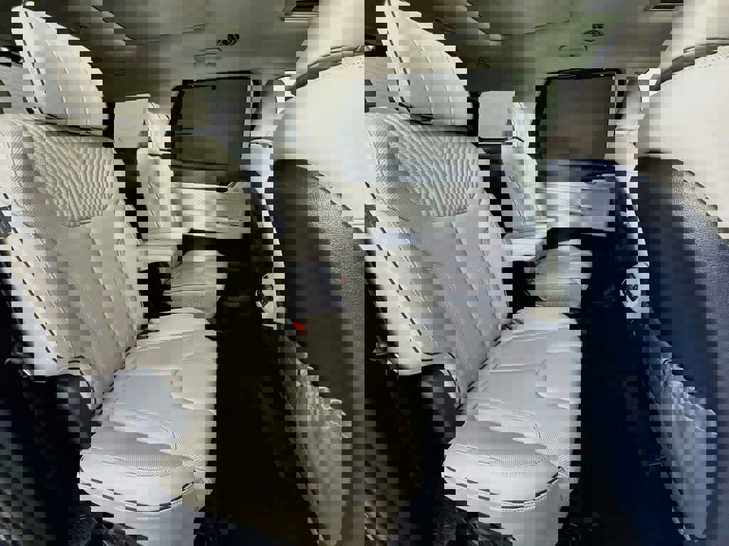 Used 2024 Hyundai Palisade Calligraphy FWD image 33