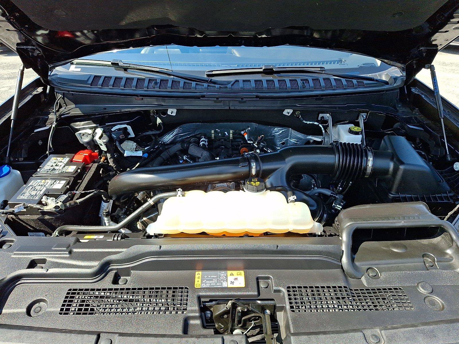 Certified 2025 Ford Expedition Active AWD/4WD image 34