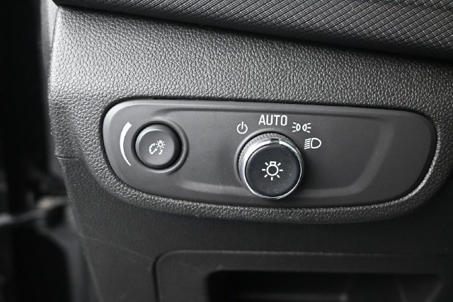 Used 2025 Chevrolet TrailBlazer LS w/ LS Confidence Package AWD/4WD image 9