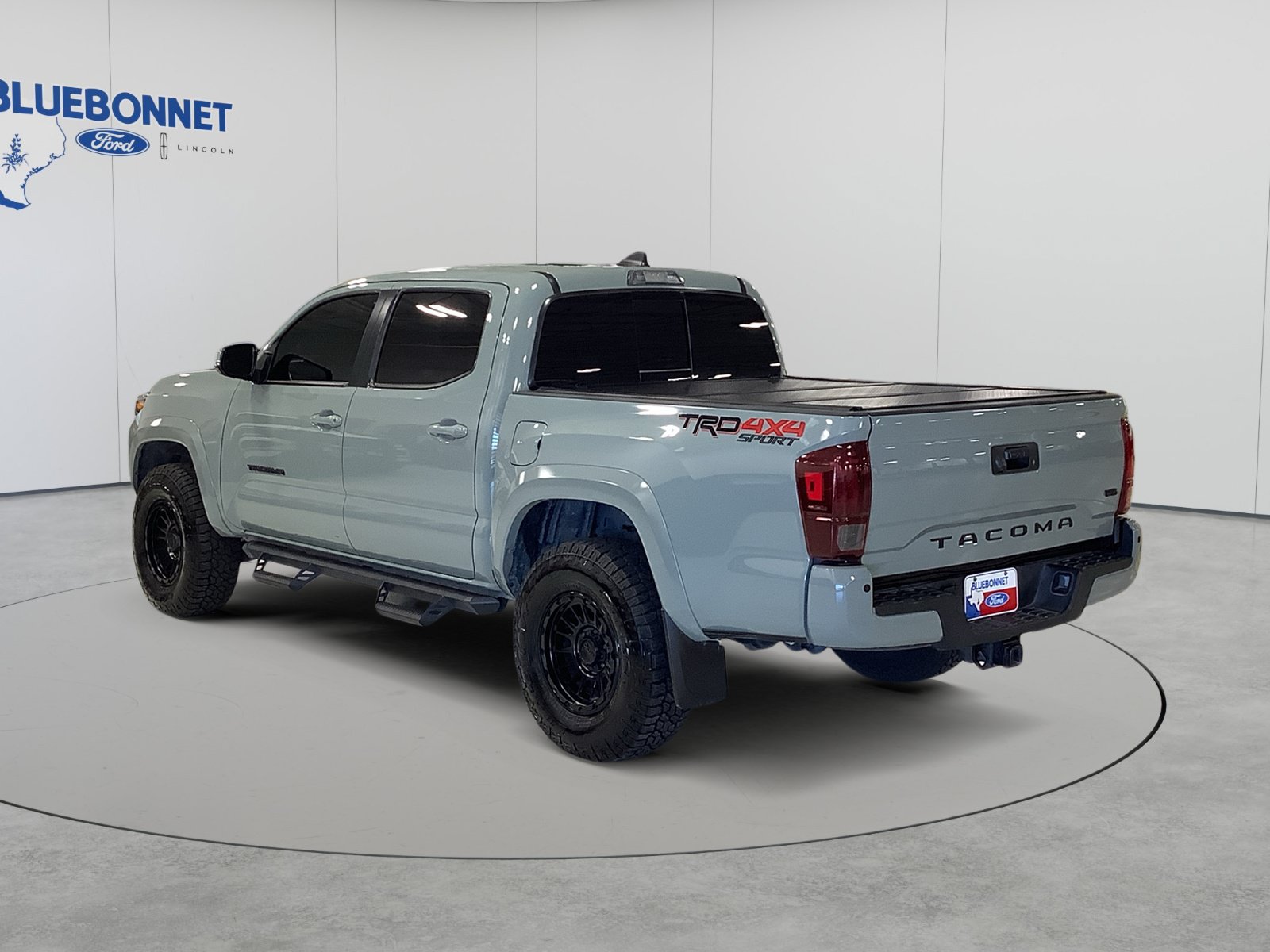 Used 2023 Toyota Tacoma TRD Sport w/ Advanced Technology Package AWD/4WD image 7