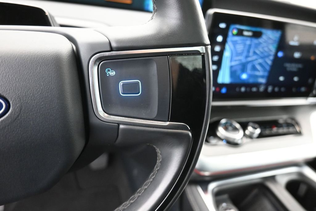 Certified 2025 Ford Expedition Platinum AWD/4WD image 29