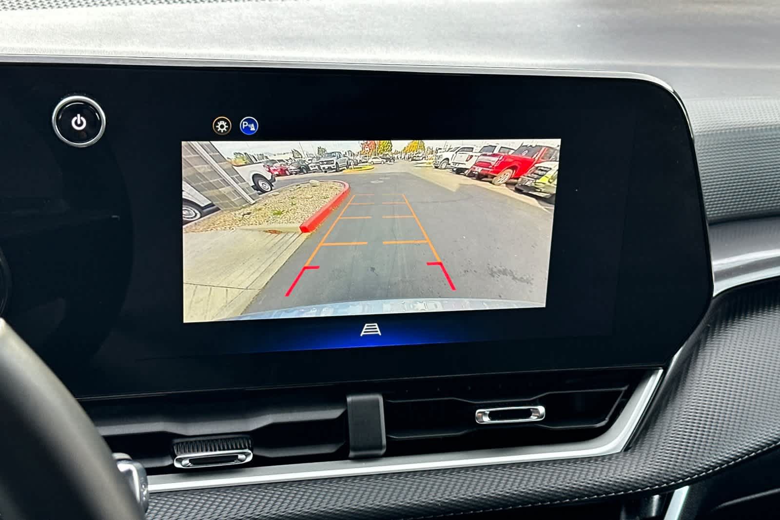 Used 2026 Chevrolet Equinox LT AWD/4WD image 19