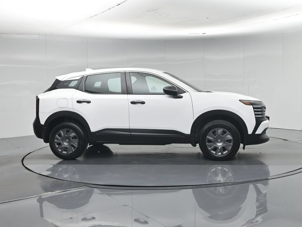 Used 2025 Nissan Kicks S FWD image 25