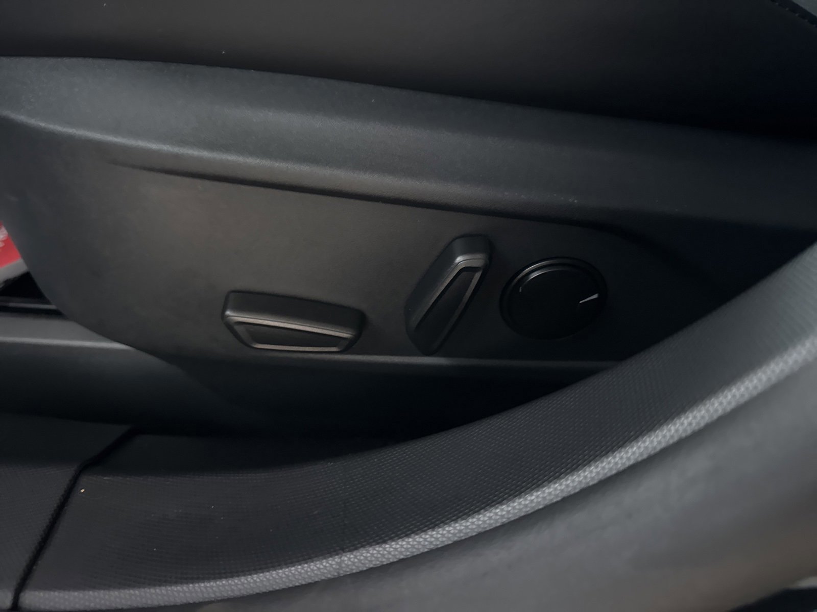 Certified 2025 Ford Mustang Mach-E Premium image 22