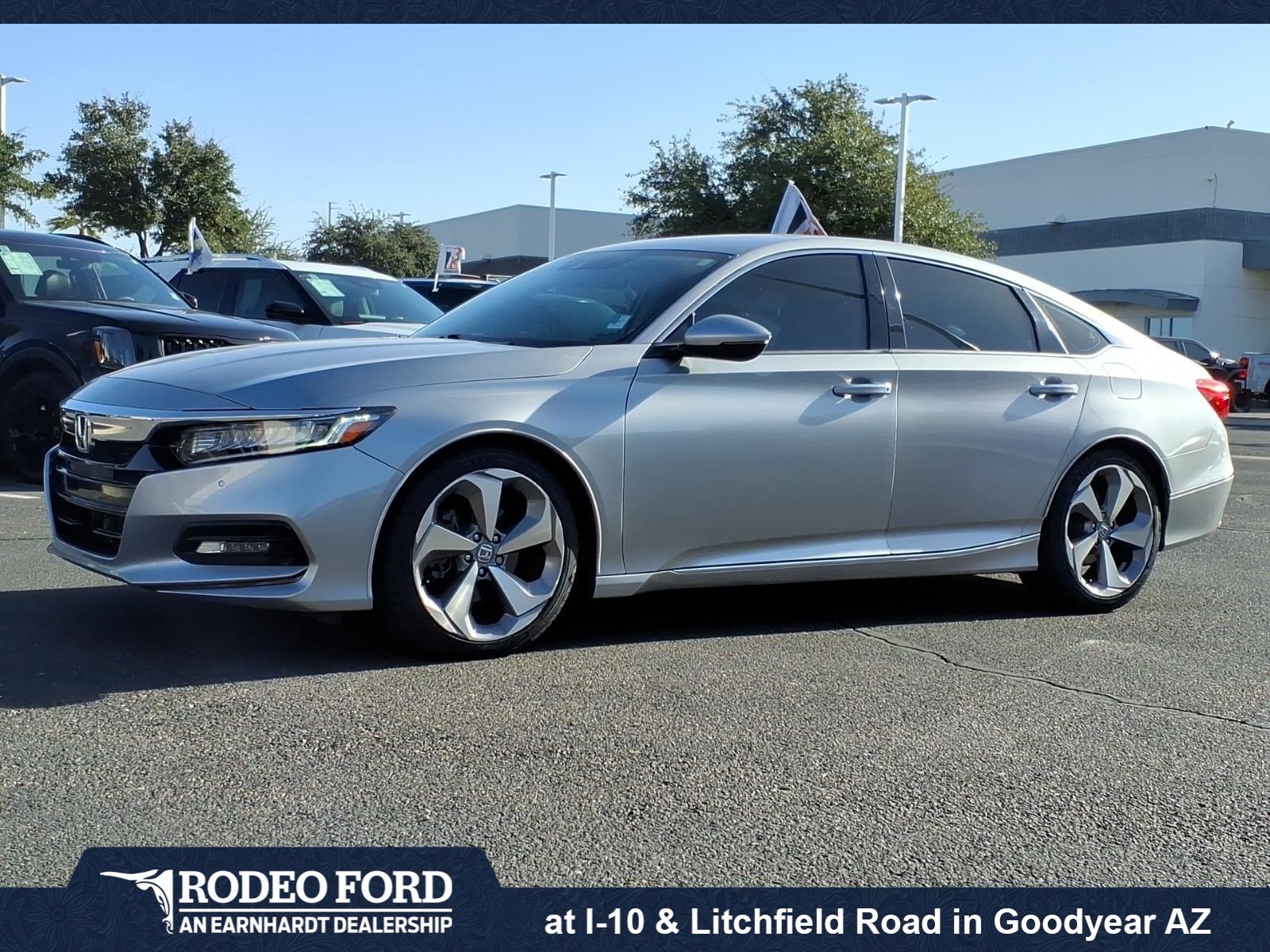 Used 2019 Honda Accord Touring image 1