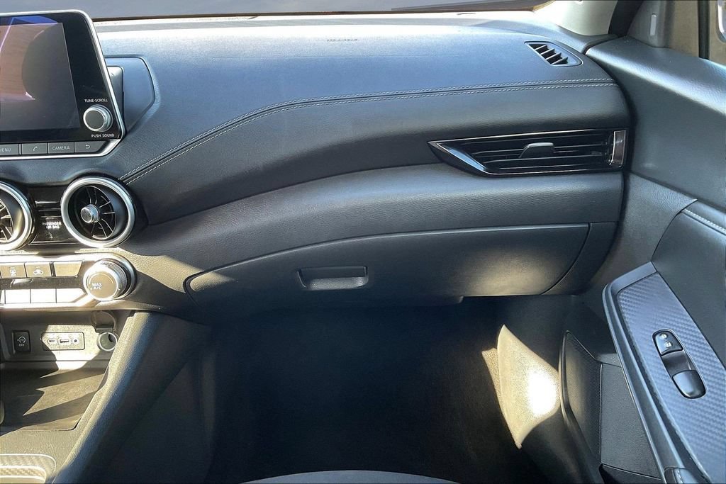 Used 2024 Nissan Sentra SV FWD image 25