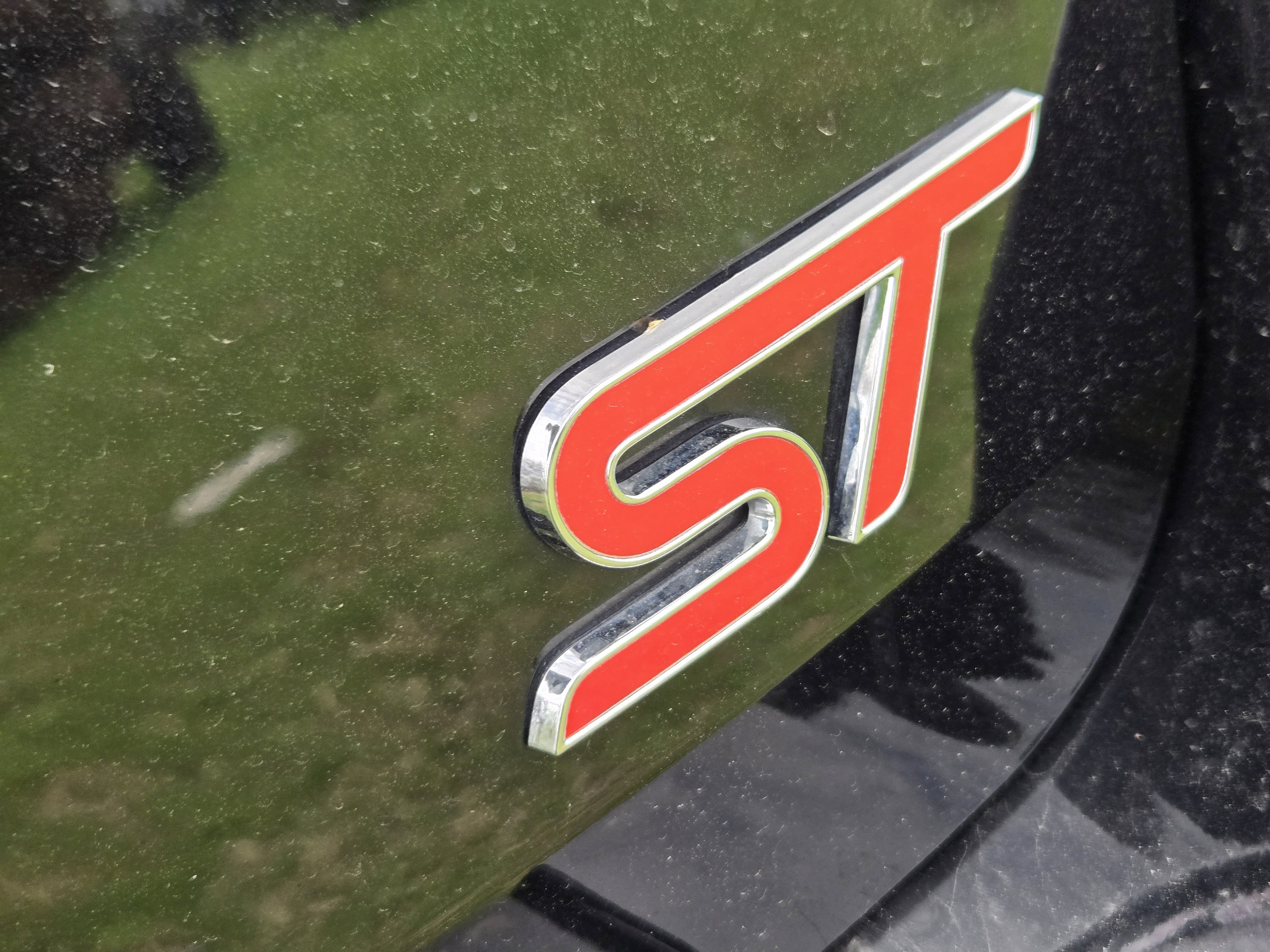 Certified 2023 Ford Explorer ST w/ Equipment Group 401A image 7