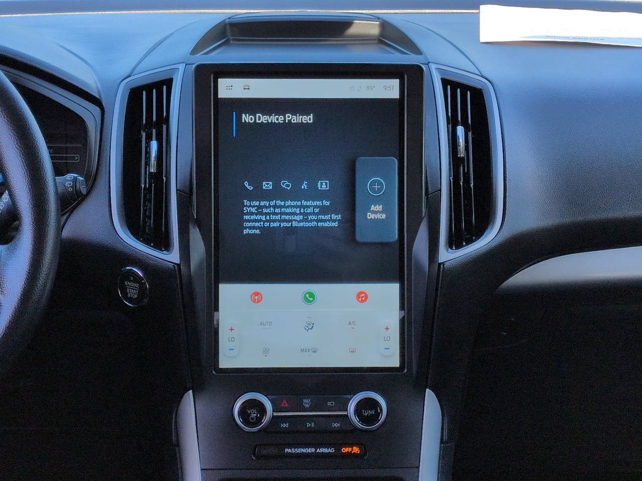 Certified 2024 Ford Edge SE w/ Black Appearance Package AWD/4WD image 17