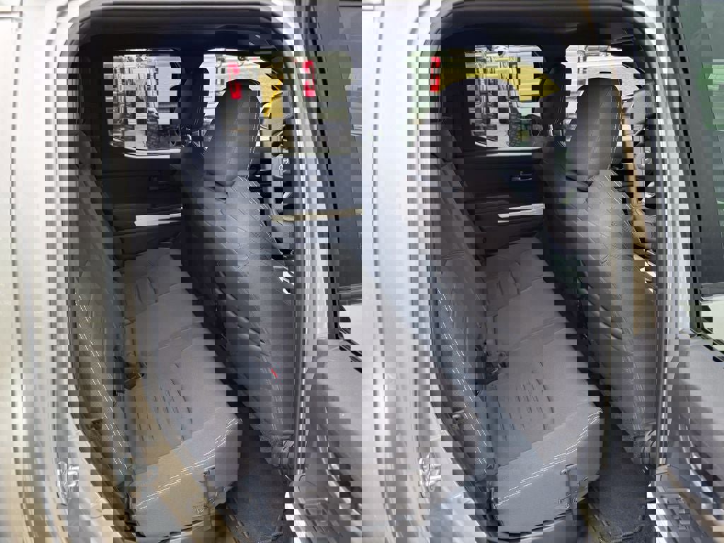 Used 2024 Toyota Tacoma TRD Off-Road AWD/4WD image 17