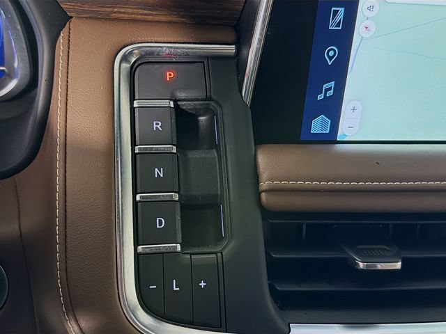 Used 2023 Chevrolet Tahoe High Country w/ Advanced Technology Package AWD/4WD image 20