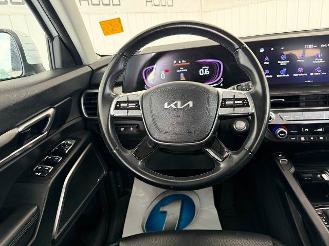 Used 2025 Kia Telluride S FWD image 13