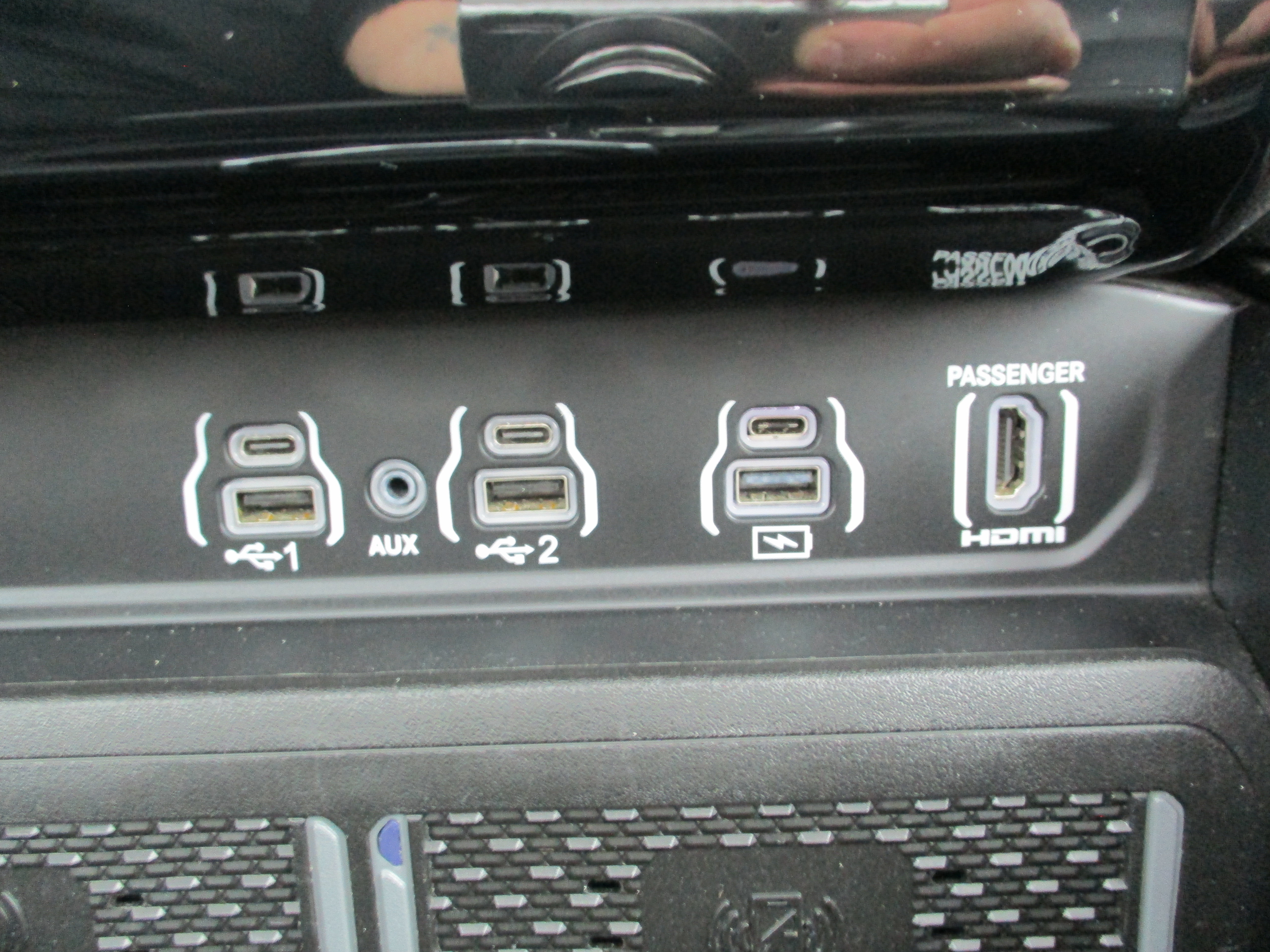 Used 2025 RAM 1500 Rebel w/ Rebel Level 2 Equipment Group AWD/4WD image 24