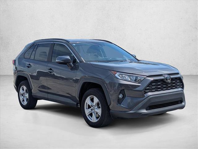 Used 2021 Toyota RAV4 XLE image 3