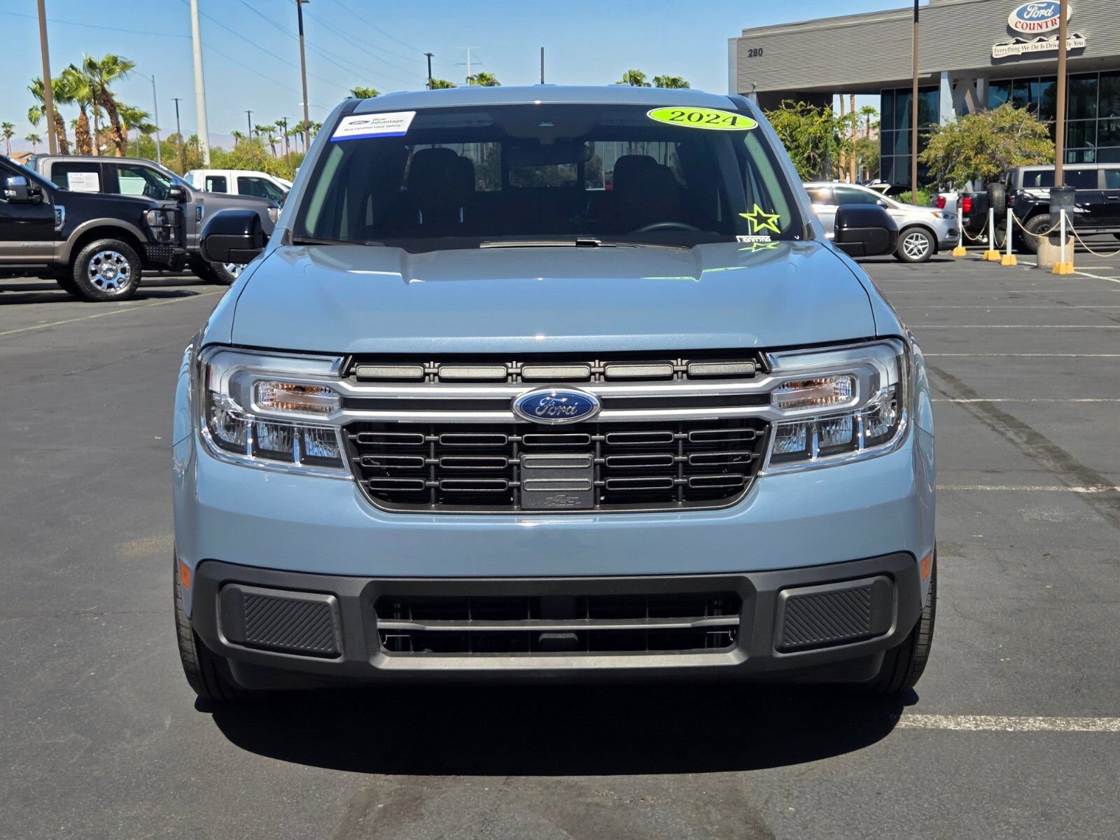 Certified 2024 Ford Maverick Lariat FWD image 8