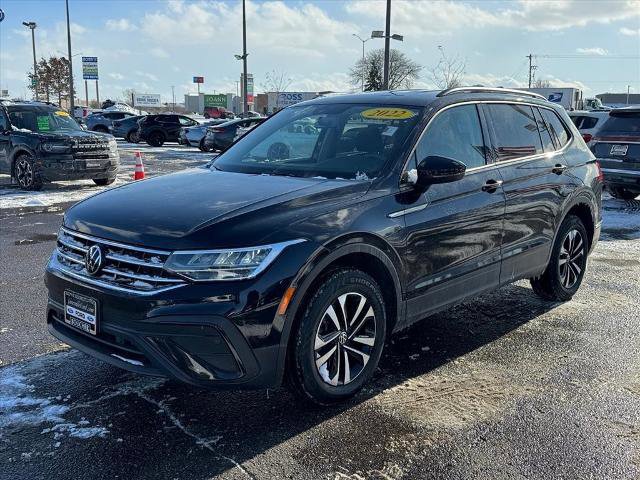 Used 2022 Volkswagen Tiguan S image 2