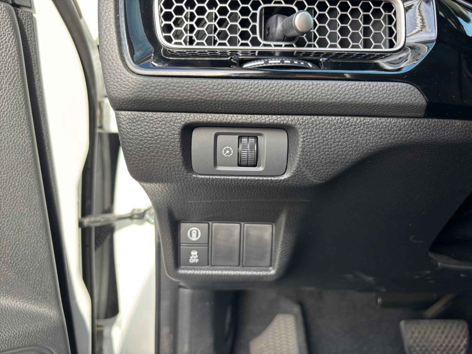 Used 2022 Honda Civic EX-L image 14