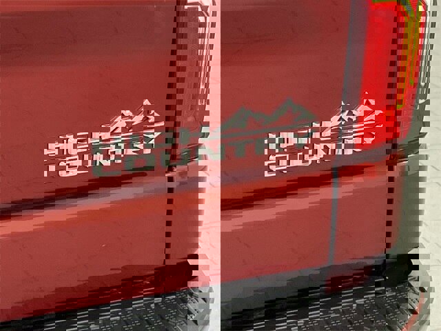 Used 2021 Chevrolet Silverado 1500 High Country w/ Z71 Off-Road Package image 19