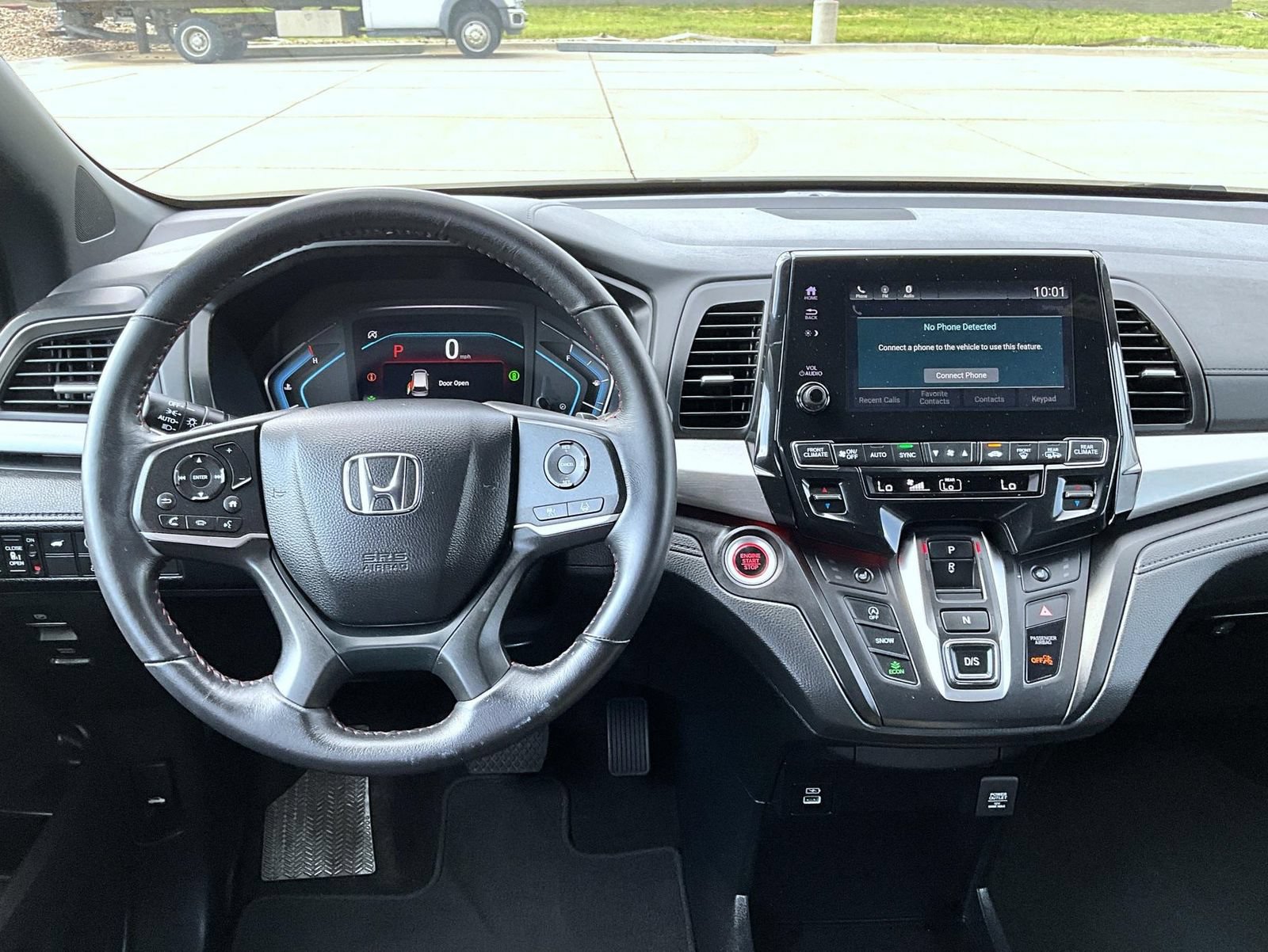 Used 2024 Honda Odyssey Sport image 12