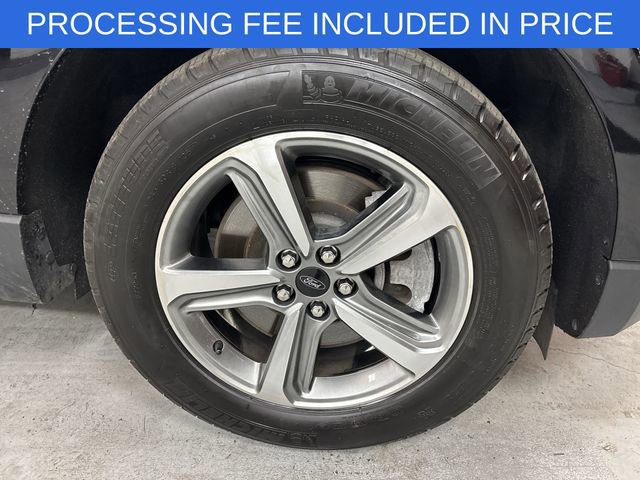 Certified 2024 Ford Edge SEL w/ Convenience Package AWD/4WD image 2