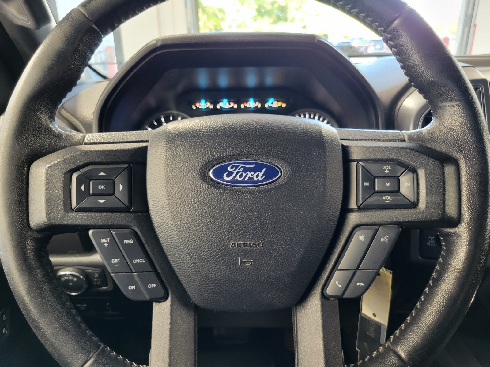 Certified 2019 Ford F150 XLT w/ Equipment Group 302A Luxury AWD/4WD image 12