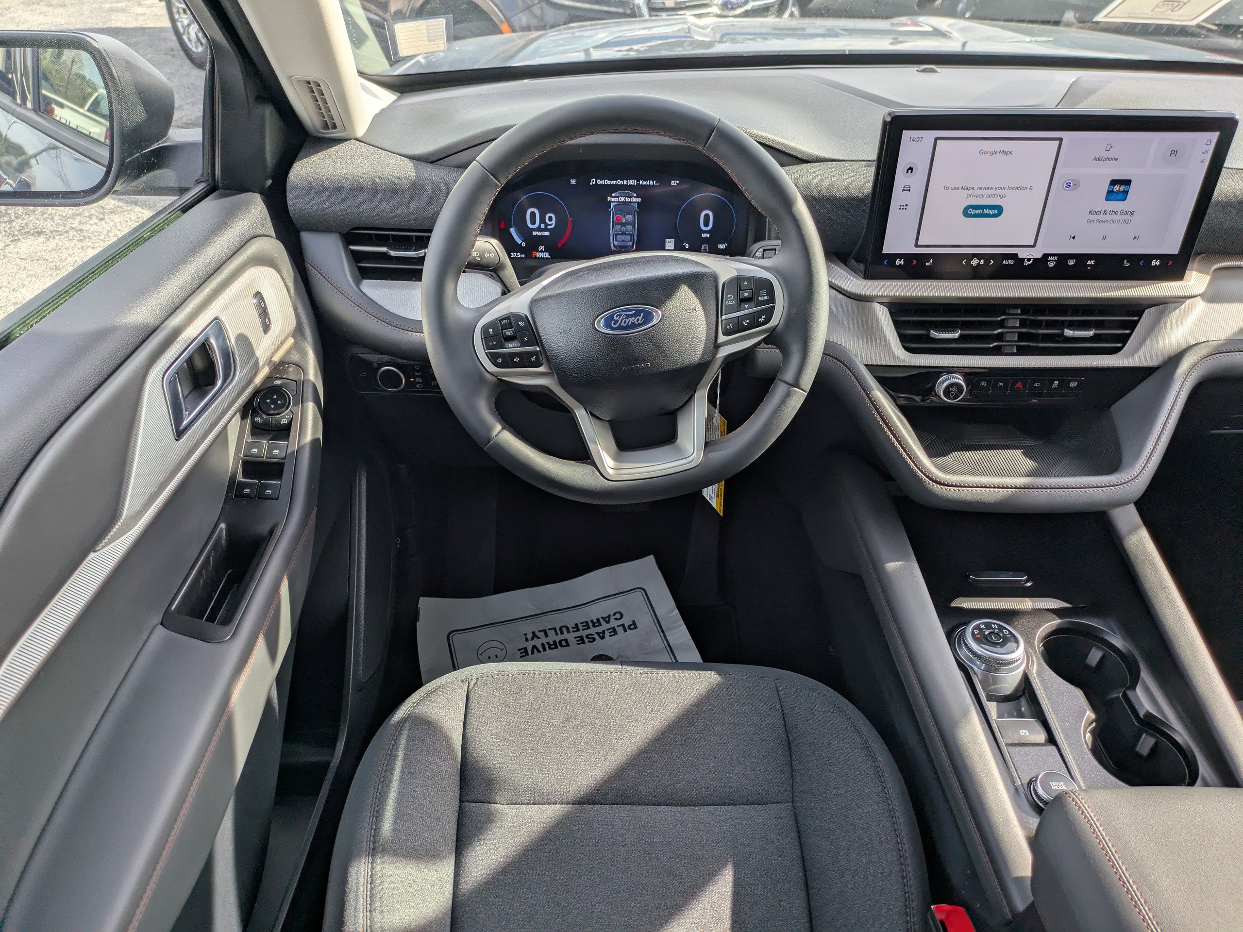 Certified 2025 Ford Explorer Active RWD image 18