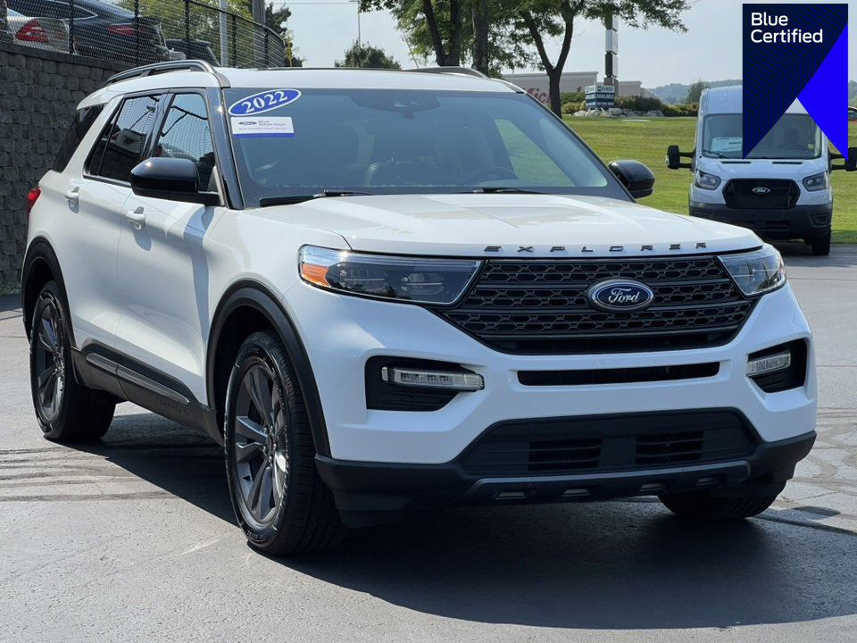 Certified 2022 Ford Explorer XLT w/ Equipment Group 202A