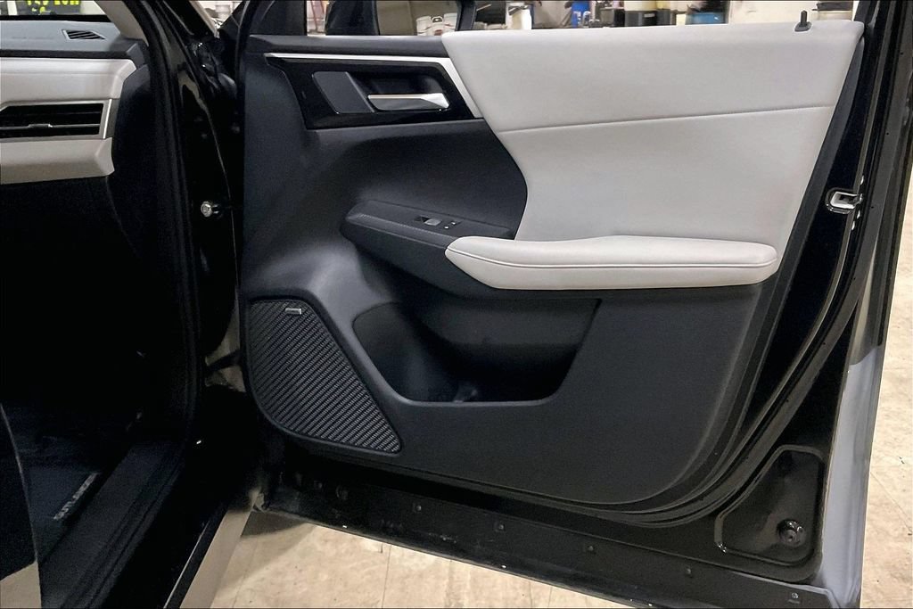 Used 2025 Mitsubishi Outlander SE AWD/4WD image 22