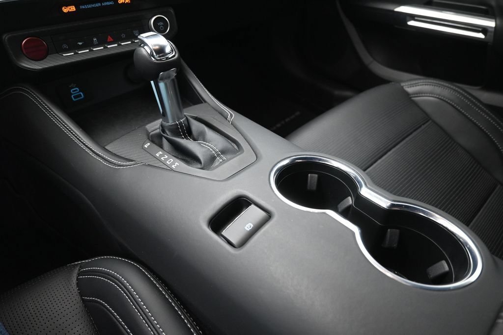 Certified 2025 Ford Mustang GT Premium RWD image 9