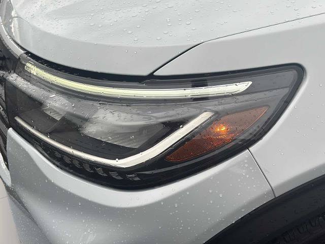 Certified 2025 Ford Explorer Active w/ Active Comfort Package AWD/4WD image 32