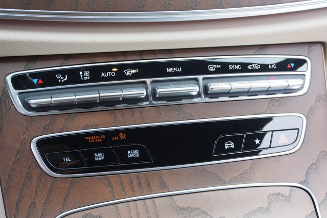 Used 2023 Mercedes-Benz E 350 Sedan image 29