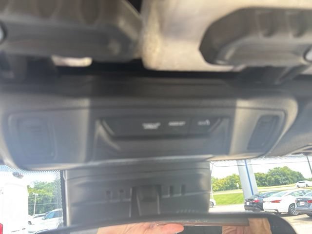 Used 2025 Jeep Wrangler Unlimited Rubicon AWD/4WD image 23