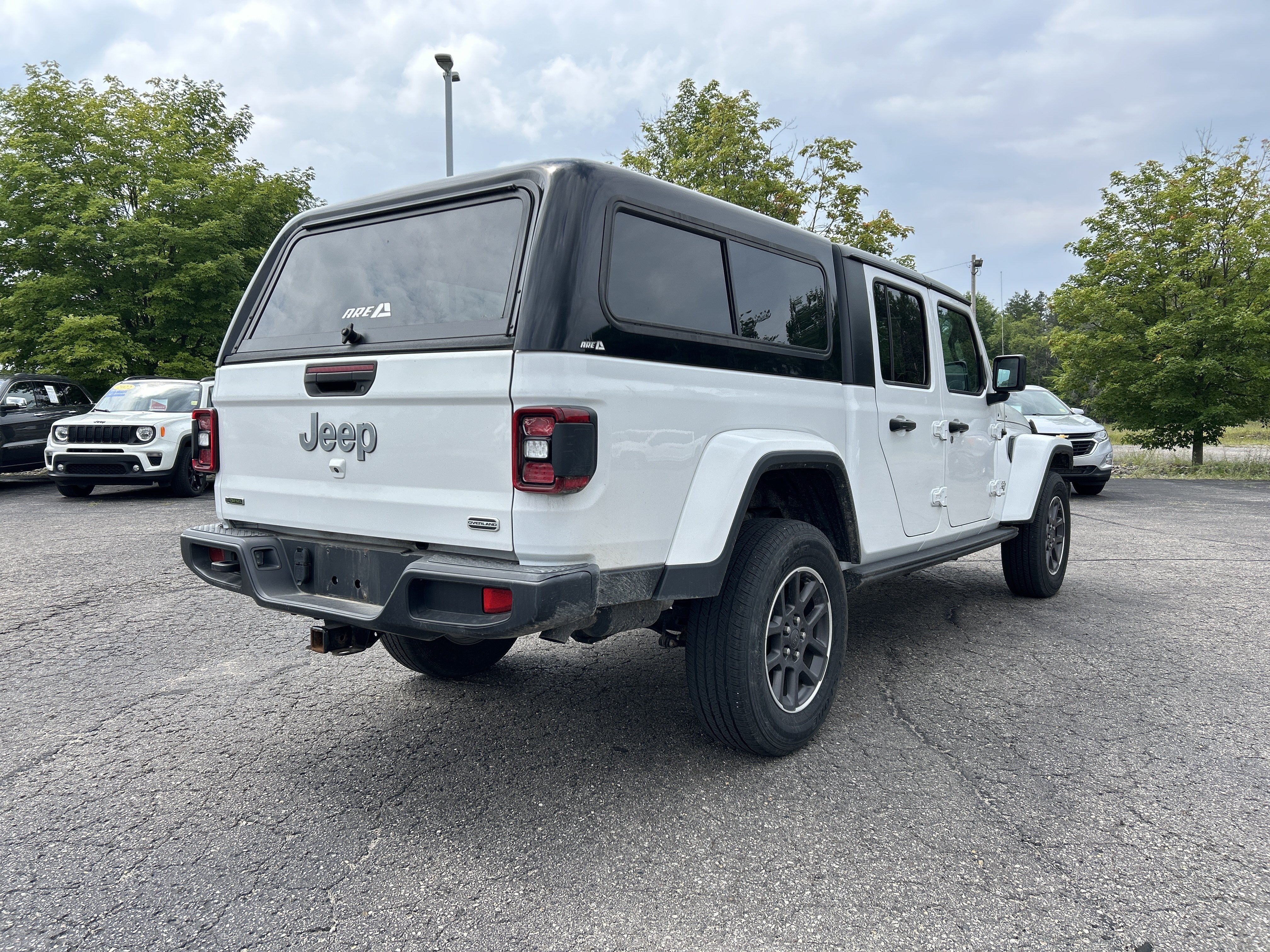 Used 2022 Jeep Gladiator Overland w/ Popular Equipment Package AWD/4WD image 4