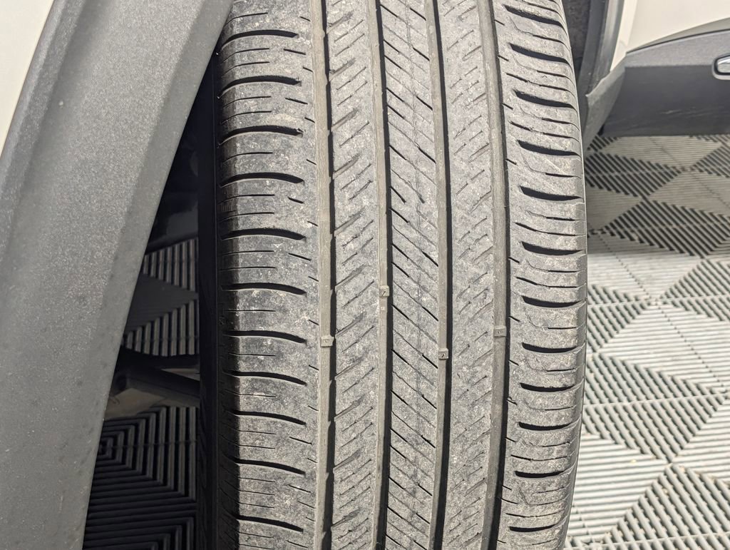 Certified 2022 Ford Explorer XLT image 26