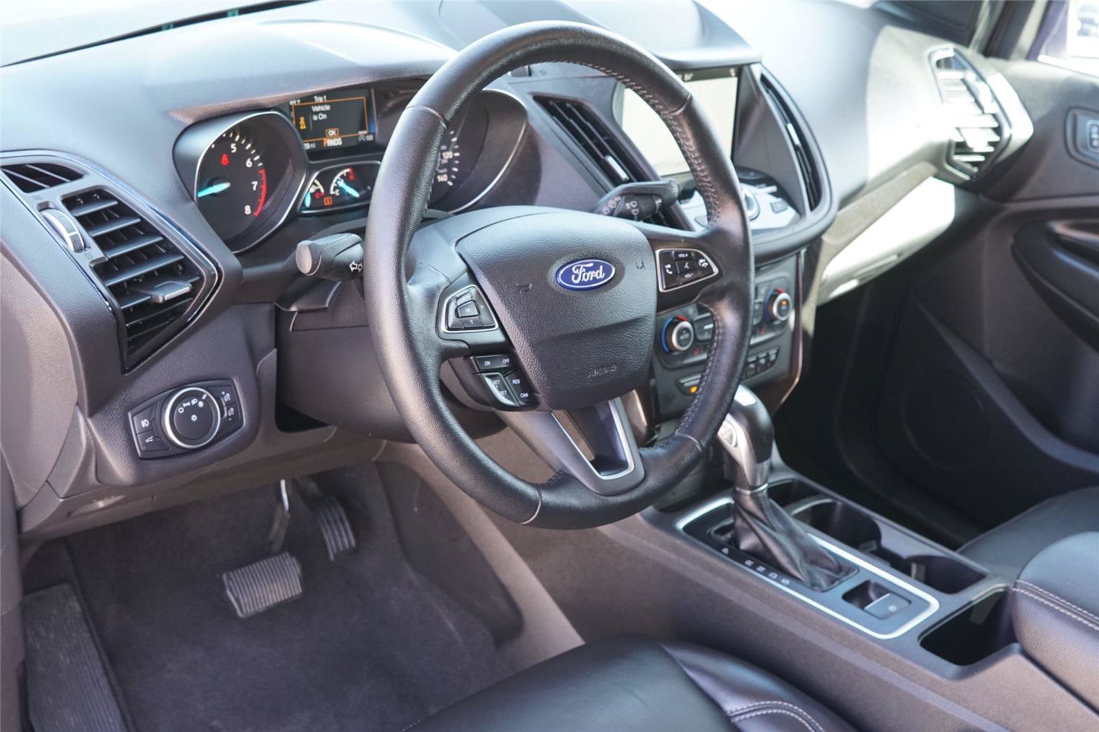 Certified 2019 Ford Escape Titanium FWD image 9