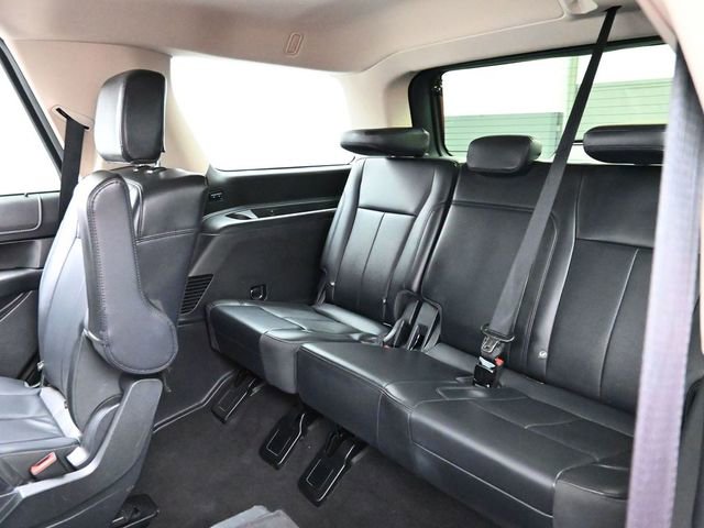Certified 2023 Ford Expedition XLT image 27
