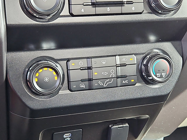 Certified 2022 Ford F350 XLT image 18