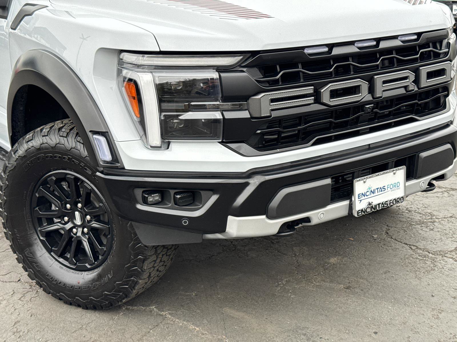 Certified 2025 Ford F150 Raptor image 9