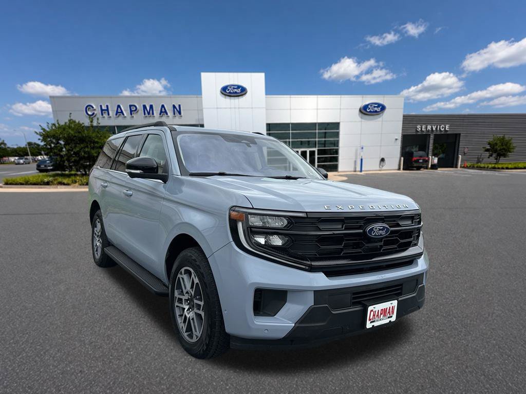 Certified 2025 Ford Expedition Active AWD/4WD image 7