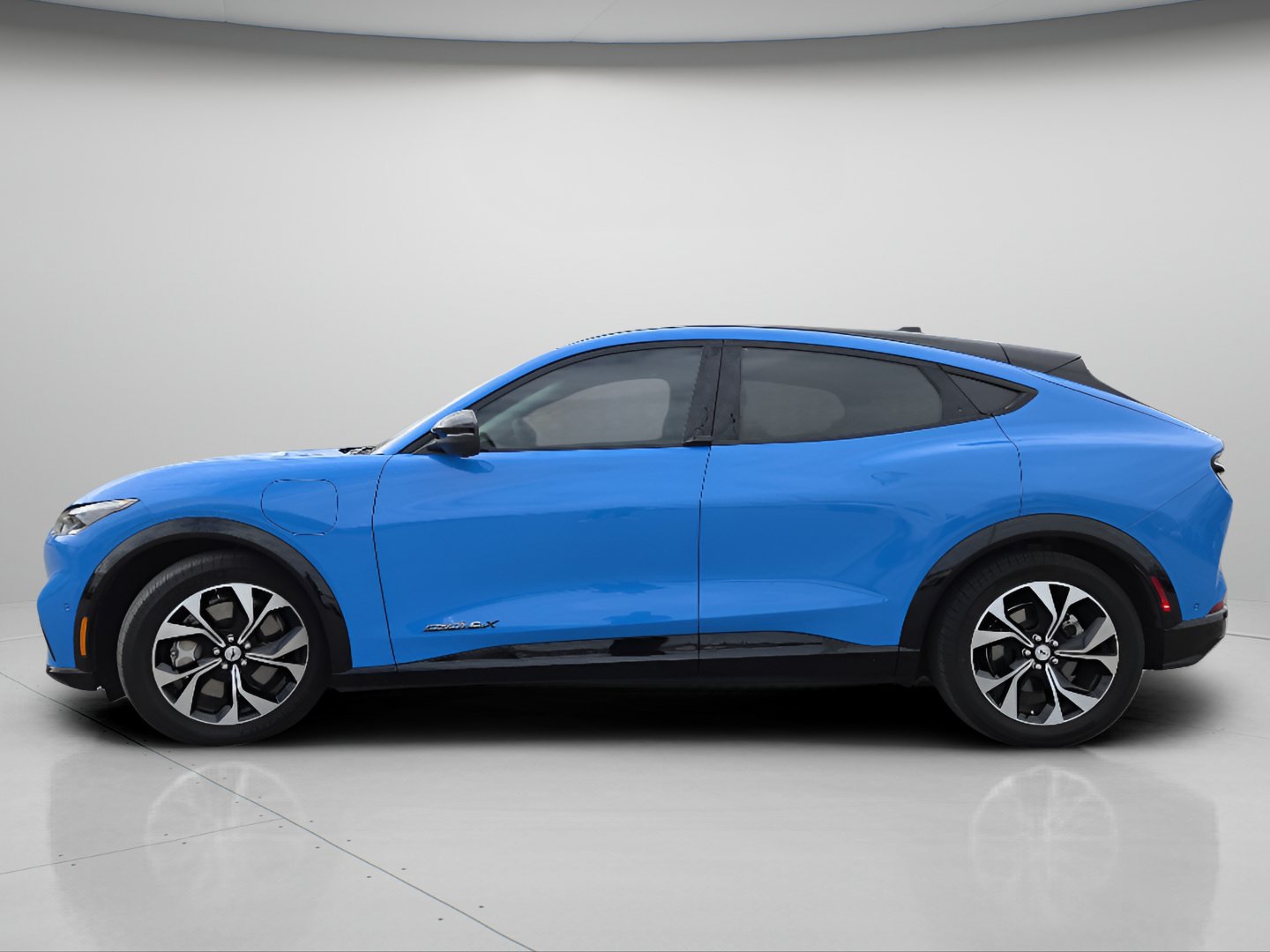 Certified 2023 Ford Mustang Mach-E Premium AWD/4WD image 21