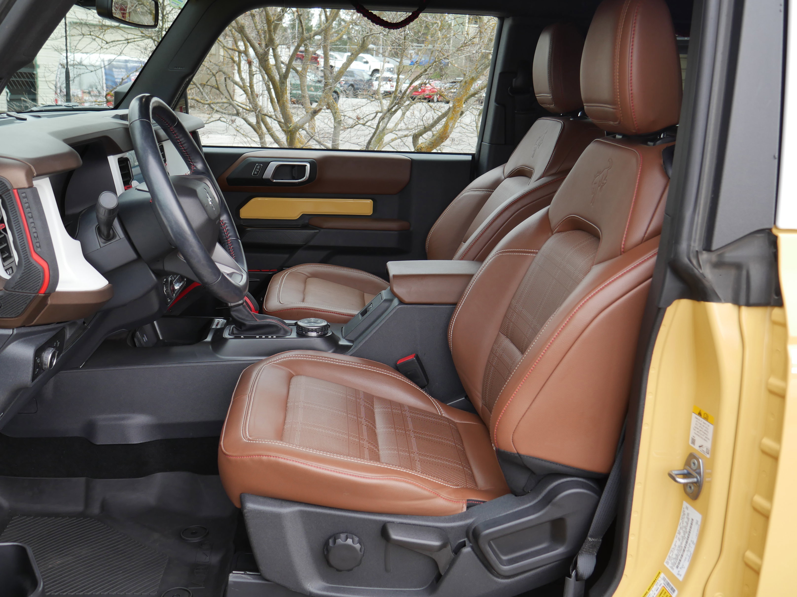 Certified 2024 Ford Bronco Heritage Edition image 9